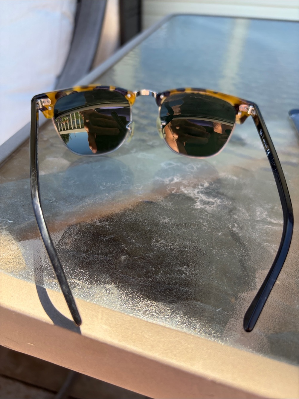 Ray-Ban Clubmaster Sunglasses - Black/Tortoise - Picture 4 of 6